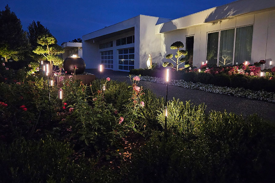 Cohesion Landscape Design project - Lakeshore Luxury Image 9.